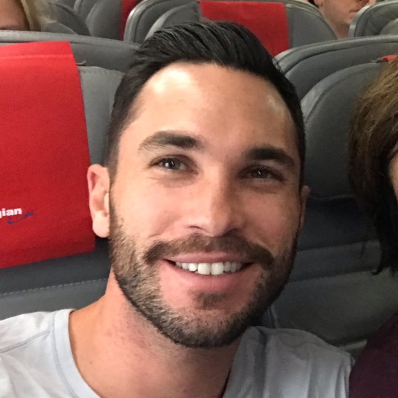 Meet your Posher, Conor - Picture 1 of 1